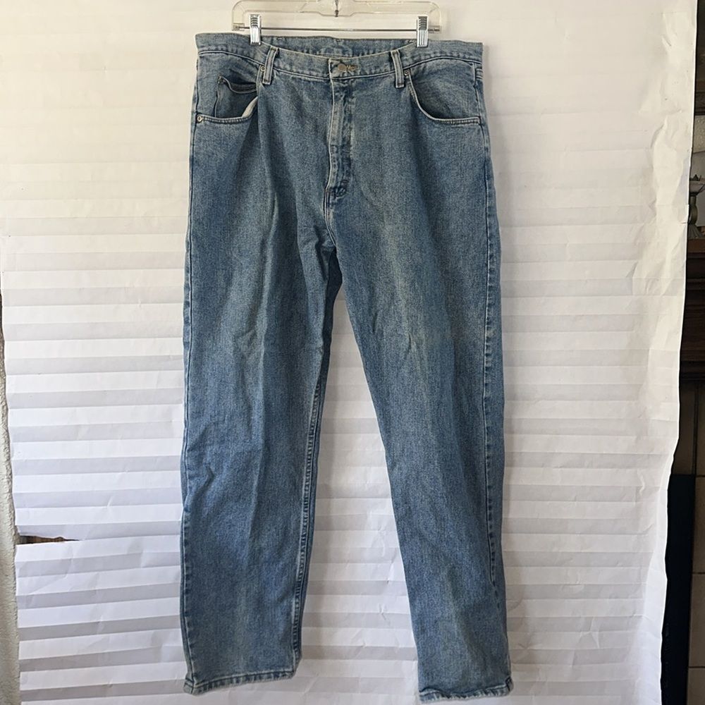 Wrangler Men’s Light Blue Jeans Size 40x32 Classic Fit Denim Casual